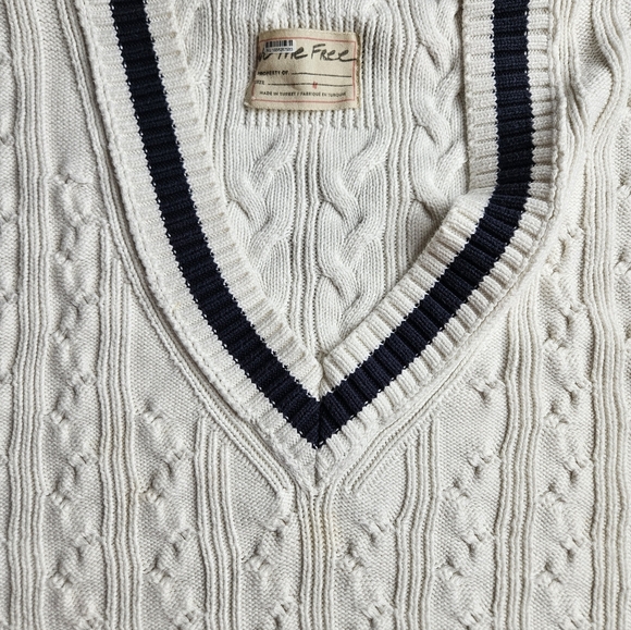 We The Free White Home Game Vest Cable Knit Oversized Sweater Vest Medium - Picture 5 of 14